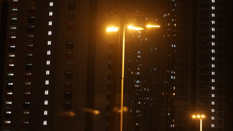 ljus från lägenhet